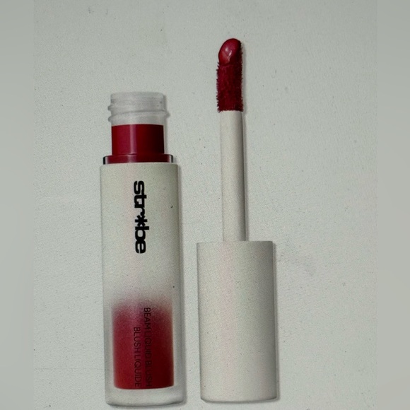 MAC Cosmetics Strobe Liquid Blush - Good Vibes - Picture 1 of 1